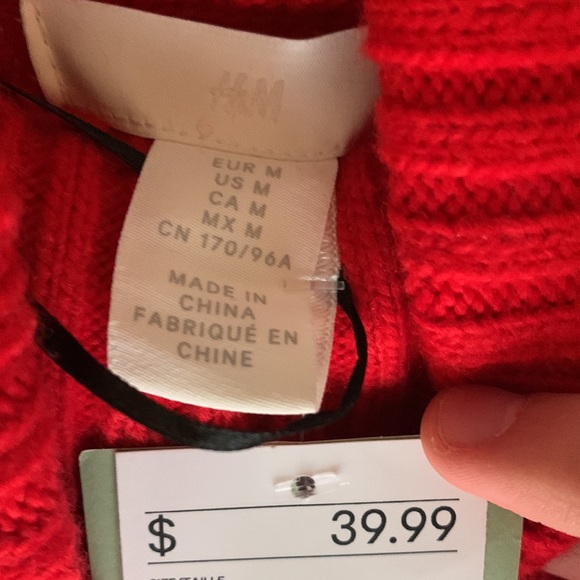 New with tags, H&M Red turtle neck sweater. - Picture 3 of 4